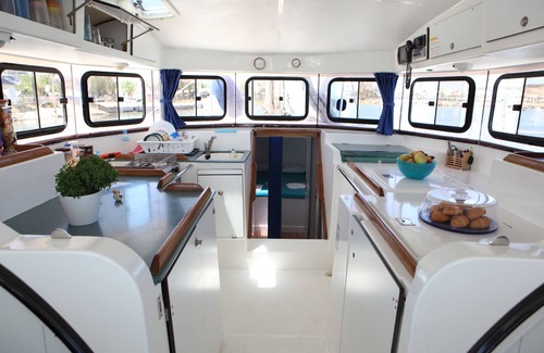 Atsipópoulon Boat Rental | Sailing Experience 'Akasti'