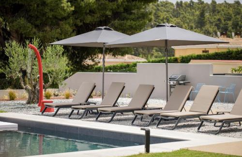 Sane Villa | Sani e belli by halu!, Villas with private pool
