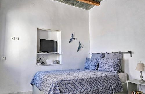 Panormos Apartment | Sea-View Rooftop Terrace Studio