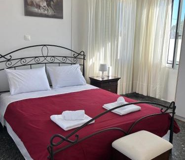 Kropia House | Short stay near the airport!