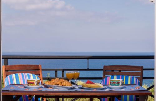 Neromilos Apartment | Soso's Sea View Apartment