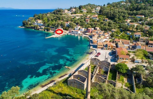 Longos Apartment | Spiros Jetty House: Walk to Beach, Sea Views, A/C, Car Not Required