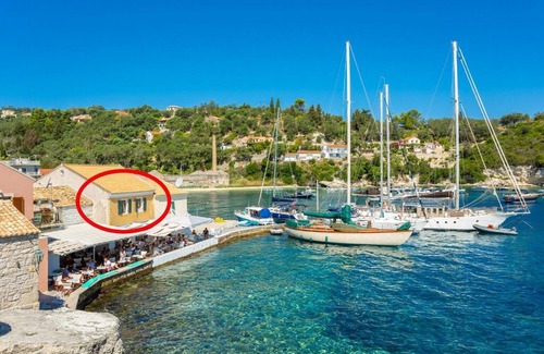 Longos Apartment | Spiros Jetty House: Walk to Beach, Sea Views, A/C, Car Not Required