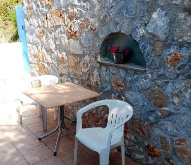 Armenoi Hostel | Stefanos Garden2