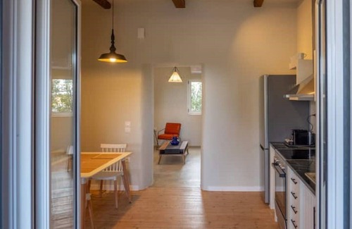 Filiatra Apartment | Stone residence across Eiffel's Tower - Filiatro 4