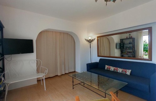 Aristomenis Apartment | Stone Tower Retreat, Oasis of Peace