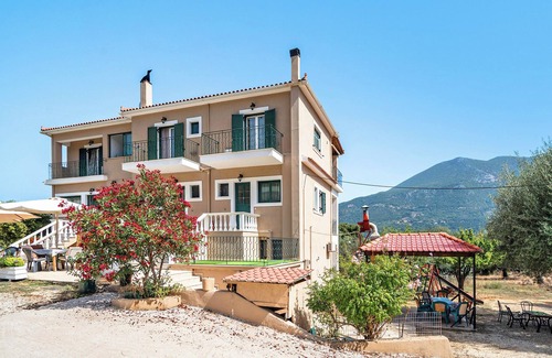 Sami Apartment | Studio Apartment "Daratos 5" with Sea View, Shared Garden & Wi-Fi
