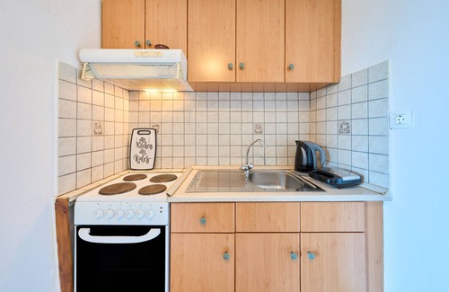 Katsimatika Apartment | Studio Apartment 'Dolphin' with Sea View, Wi-Fi and Air Conditioning