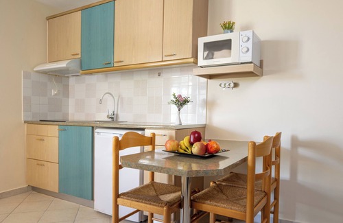 Almyrida Apartment | SUMMER HOLIDAY APARTMENT VERY CLOSE TO CRYSTAL WATER SANDY BEACH