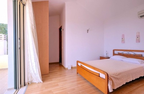 Ieromonachos Villa | Superb Two Bedroom Villa with Private Pool and Amazing Sea Views !
