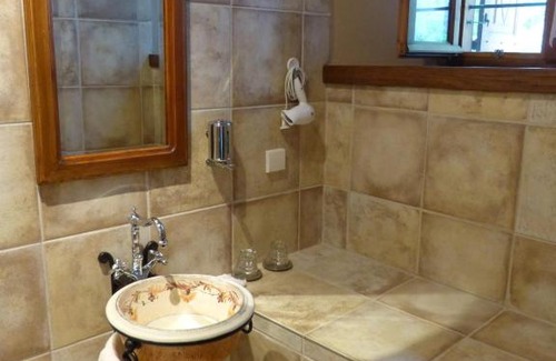 Pinakates Bed & Breakfast | Ta Xelidonakia