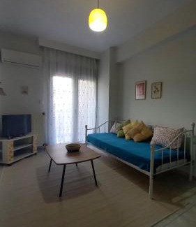 Komotini Apartment | TasoulaSHome