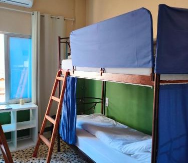 Kalambaka Hostel | The Holy Rock - Hostel at meteora