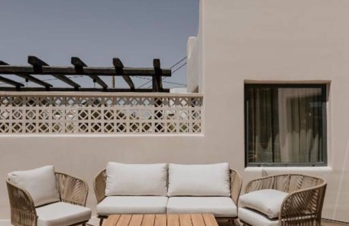 Plaka Villa | Three-Bedroom Villa With Private Pooll n