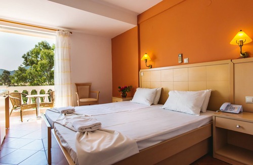 Messonghi Hotel | Three Stars Beach Hotel