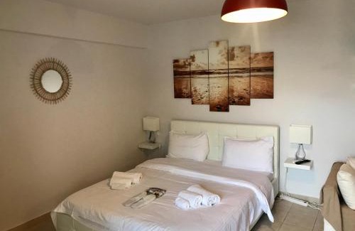 Kinosargous Apartment | Top for sightseeing 4th floor studio veranda!