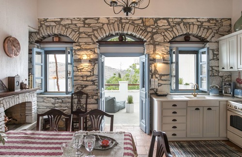 Aperathos Apartment | Traditional Inn Pirethron