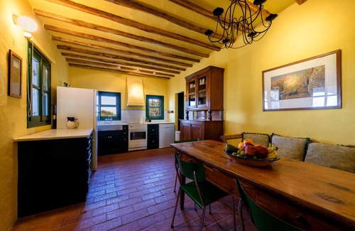 Santa Maria Villa | Traditional Villa 5-min walk to the beach