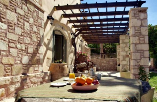 Vamos Villa | Traditional Villa in Vamos