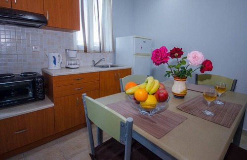 Korfalonas Apartment | Traditional Villa with Apartements in Olive Grove