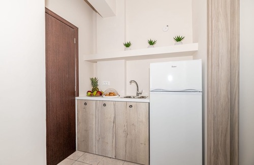 Laganas Apartment | Two-Bedroom Apartment with Veranda