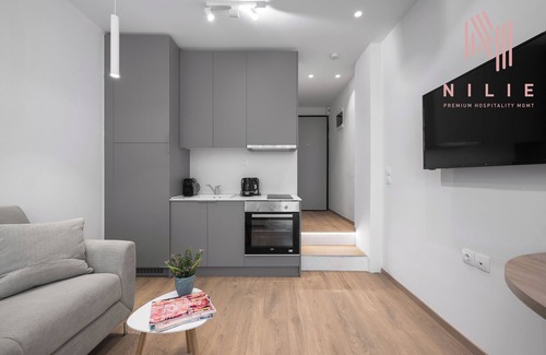 Vardaris Apartment | V1 Boutique Residences, Nilie Hospitality MGMT