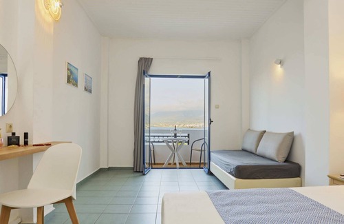 Drapanos House | Veneto Sea View Apartments