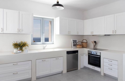 Paros Villa | Villa ∙ 11 bedrooms ∙ 22 guests