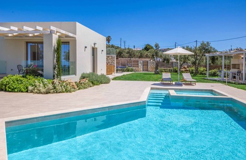 Adelianos Kampos Villa | Villa ∙ 2 bedrooms ∙ 4 guests
