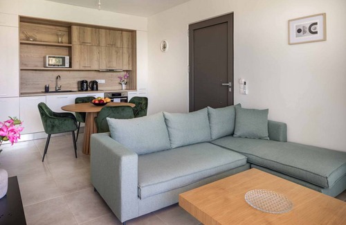 Adelianos Kampos Villa | Villa ∙ 2 bedrooms ∙ 4 guests