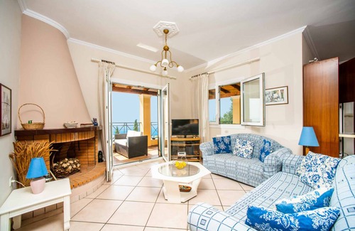 Barbati Villa | Villa ∙ 2 bedrooms ∙ 4 guests