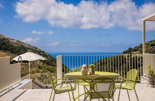 Dhrakata Villa | Villa ∙ 2 bedrooms ∙ 4 guests