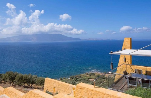Kolymbari Villa | Villa ∙ 2 bedrooms ∙ 5 guests