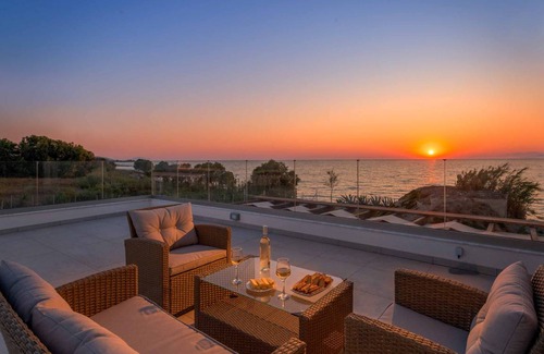 Theologos Villa | Villa ∙ 2 bedrooms ∙ 4 guests