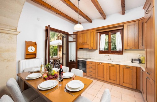 Prines Villa | Villa Aloe - Three Bedroom Villa, Sleeps 8