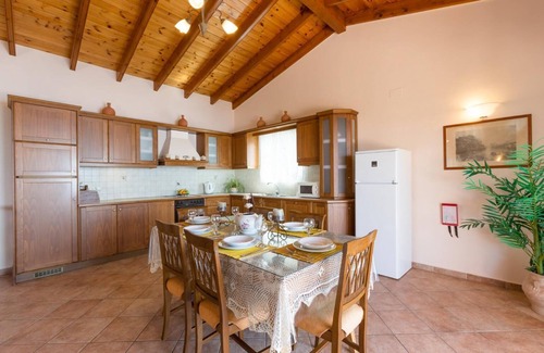 Katavolos Villa | Villa Armandos - Three Bedroom Villa, Sleeps 6