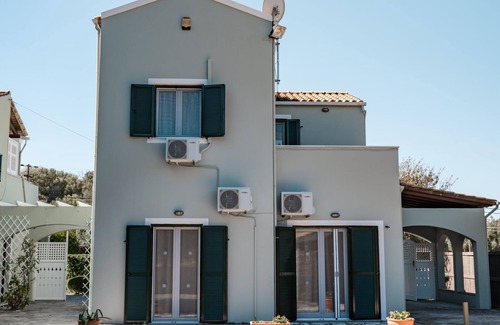 Agios Spyridon Corfu Villa | Villa Artemis - Swimming Pool