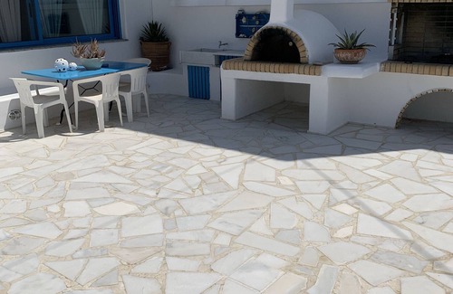 Makry Gialos Villa | Villa "Blue Sea" with Sea View, Terrace & Wi-Fi
