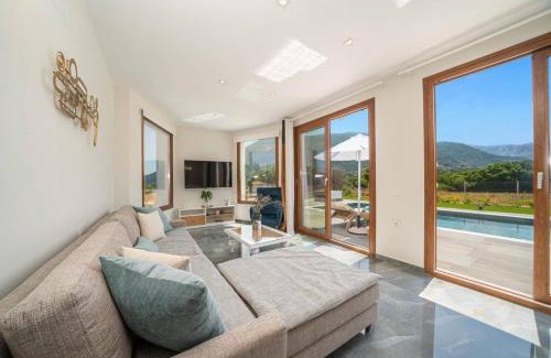 Katapodata Villa | Villa Drogarati Retreat by Villa Plus