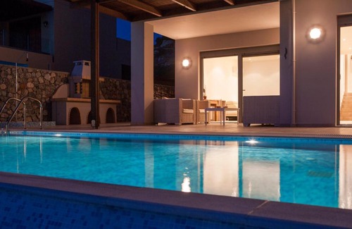 Pefkos Villa | Villa Edith