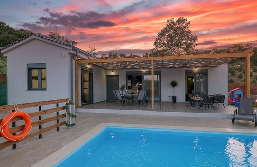 Monopari Villa | Villa Eleonas with private swimming pool