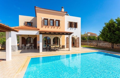 Kefalas Villa | Villa Eva: Large Private Pool, A/C, WiFi