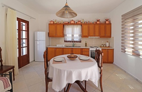 Naxos Apartment | Villa Evdokia-Vineyard Family Apartment 3' from Sea