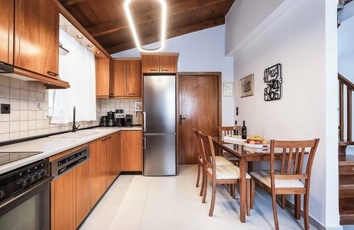 Prines Villa | Villa Filia Prines - Three Bedroom Villa, Sleeps 6