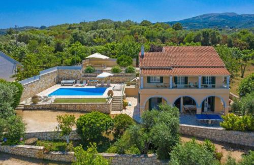 Petaleia Villa | Villa Ftelias by Villa Plus