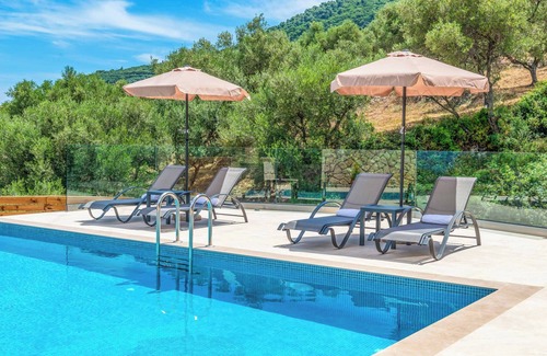 Marathias Villa | Villa Marathias - Two Bedroom Villa, Sleeps 4