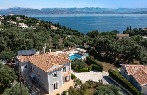 Kassiopi Villa | Villa Perla by Villa Plus