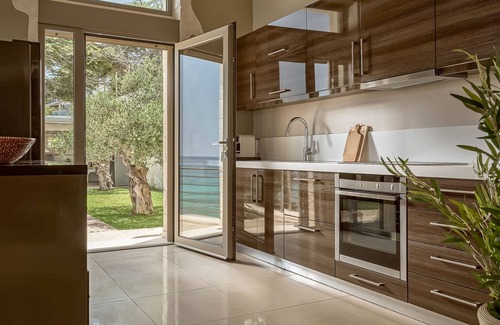 Neromilos Villa | VILLA PERLA for 10 persons with private swimming pool