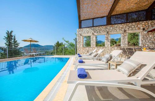 Nidri Villa | Villa Rachi