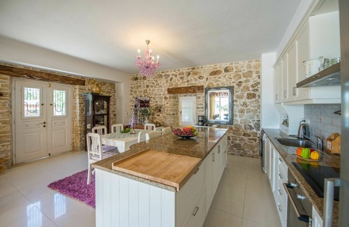 Petaleia Villa | Villa Siorra - Agía Aikateríni ,Ionian Islands